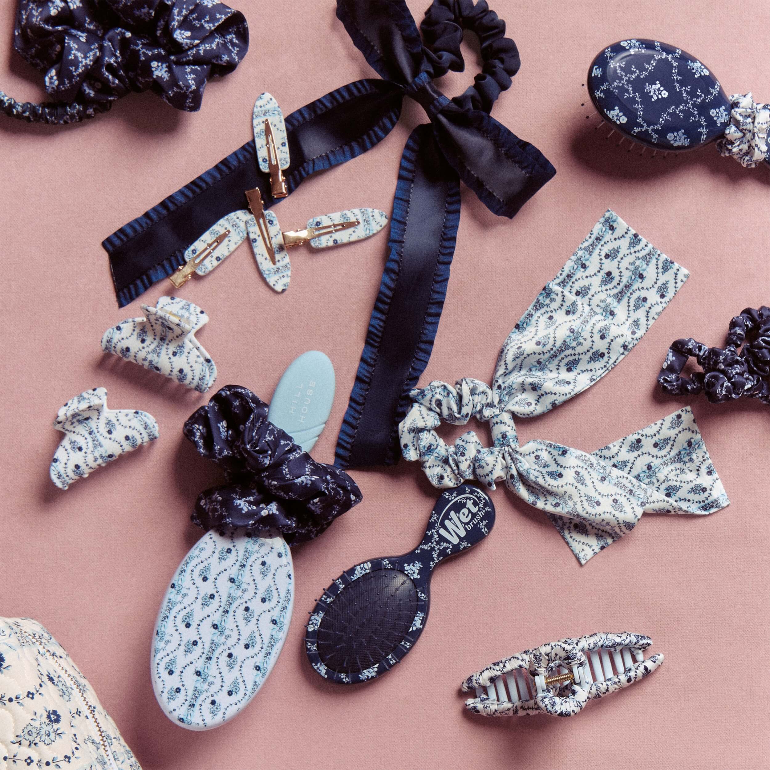 Wet Brush × Hill House Large Satin Scrunchie - Navy Trellis - Image 4